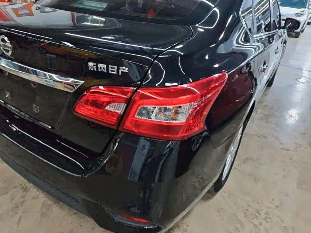 Nissan Sylphy — миниатюра 8