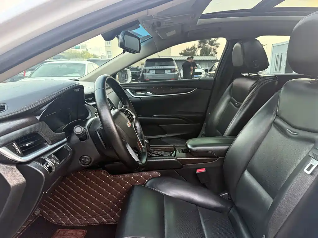 Cadillac XTS — миниатюра 6