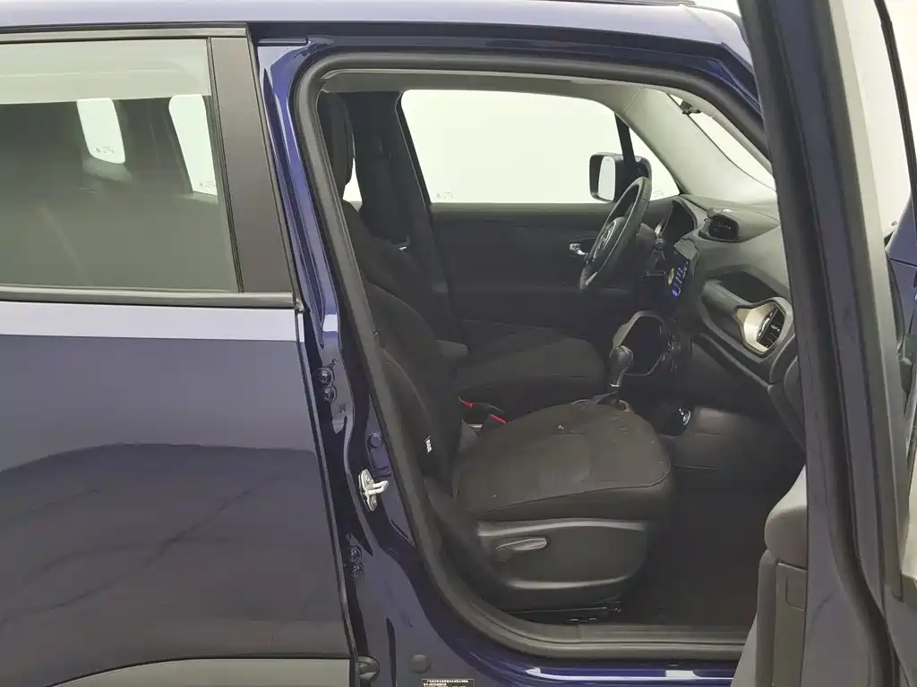 Jeep Renegade — миниатюра 23