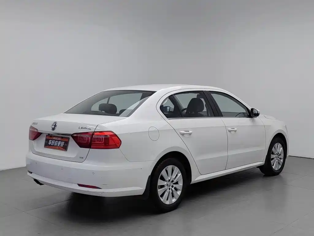 Volkswagen Lavida — миниатюра 2