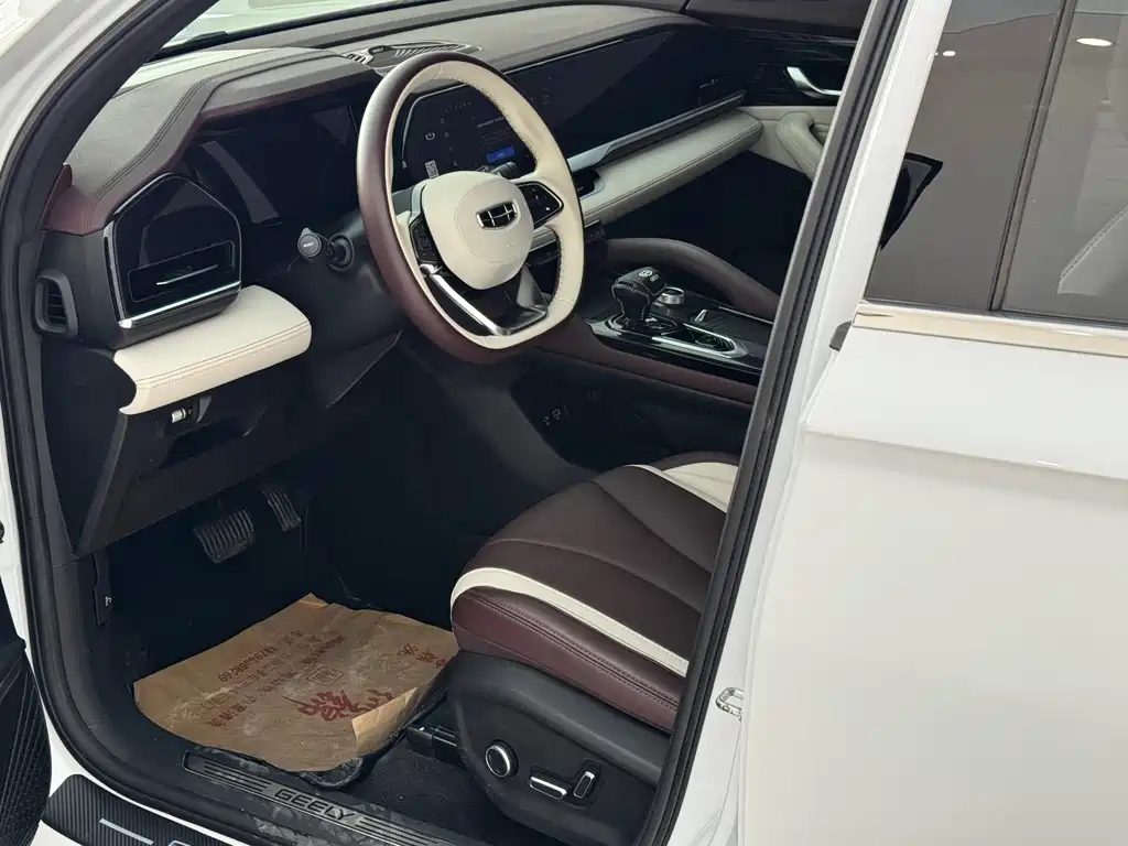 Geely Xingyue L — миниатюра 8