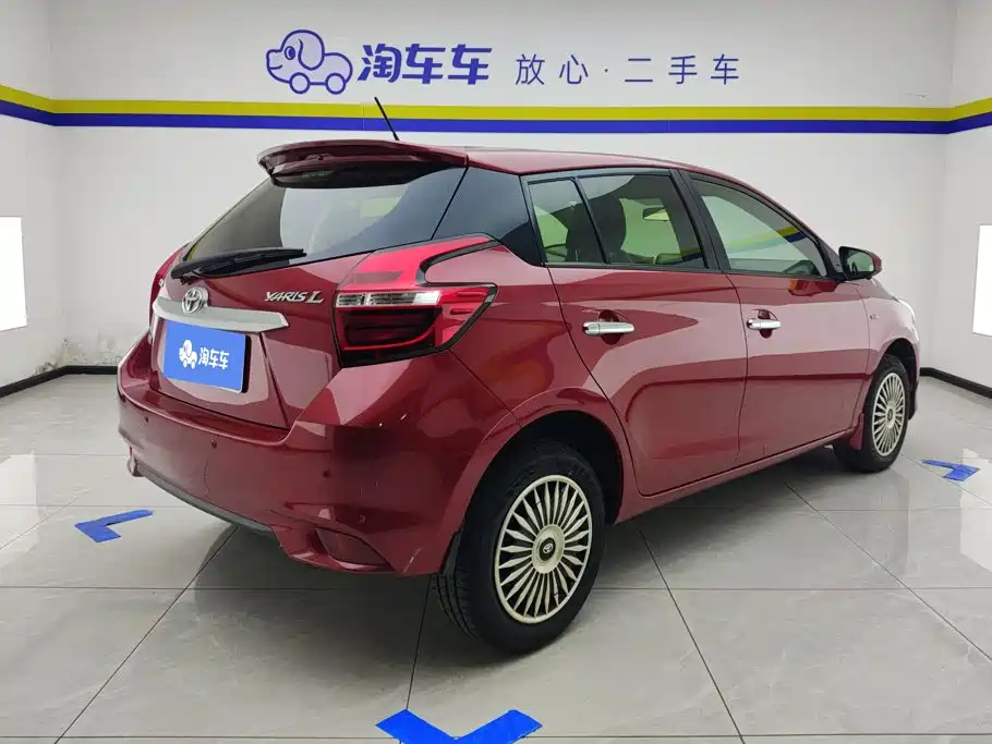 Toyota Yaris L — миниатюра 3