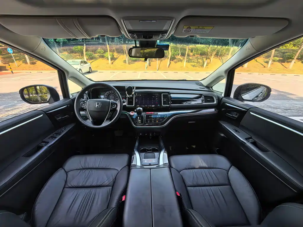 Honda Elysion — миниатюра 9