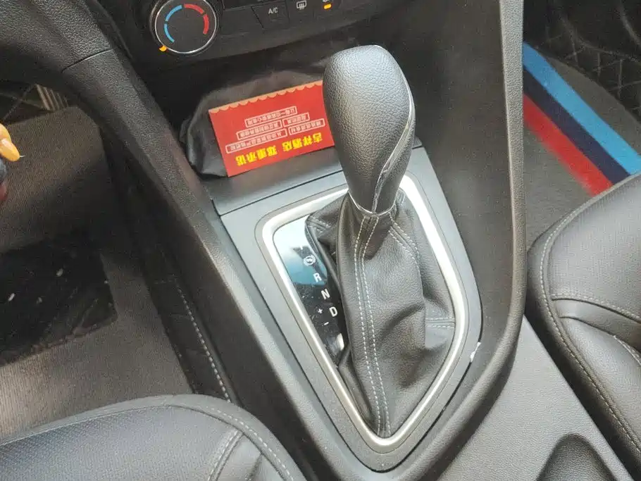 Buick Excelle — миниатюра 16