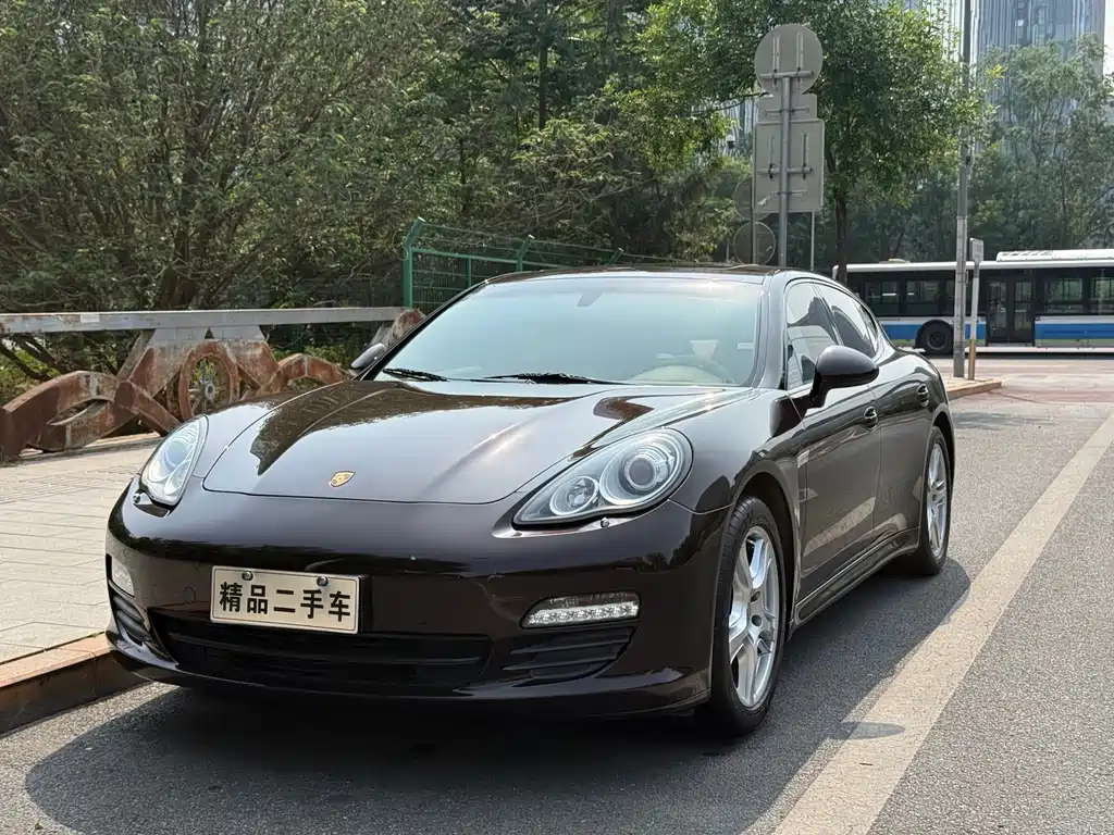 Porsche Panamera 2012