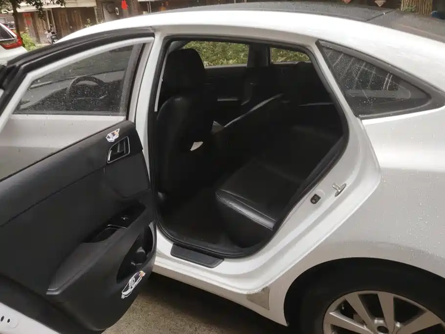 Hyundai Mistra — миниатюра 11