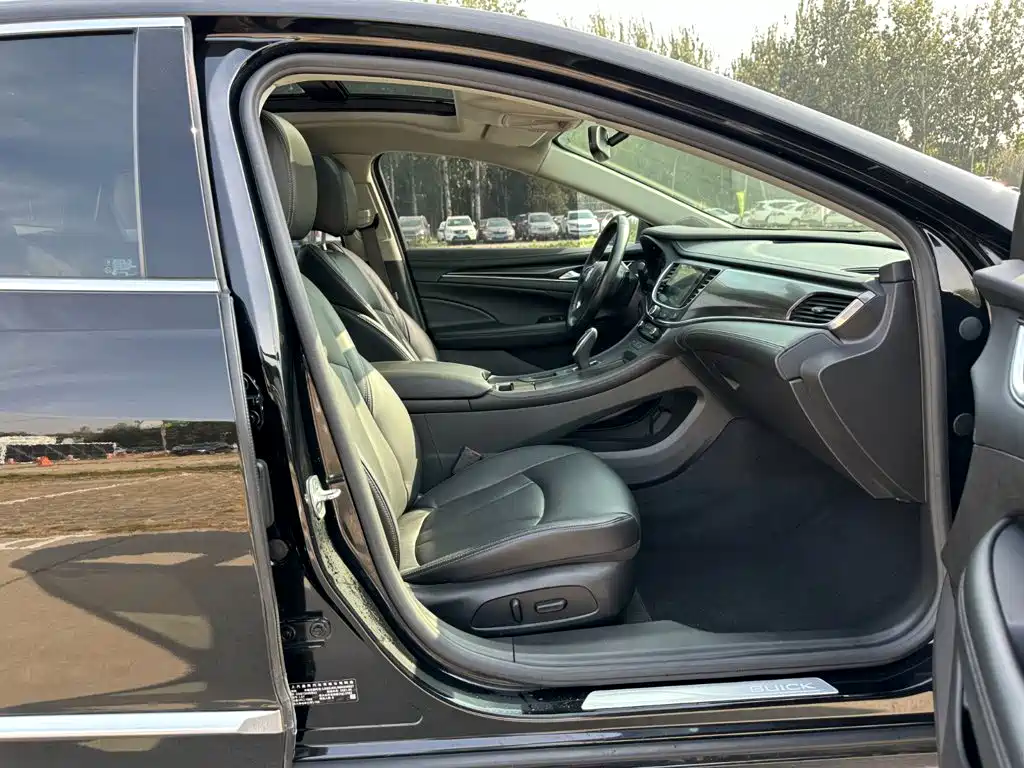 Buick LaCrosse — миниатюра 16