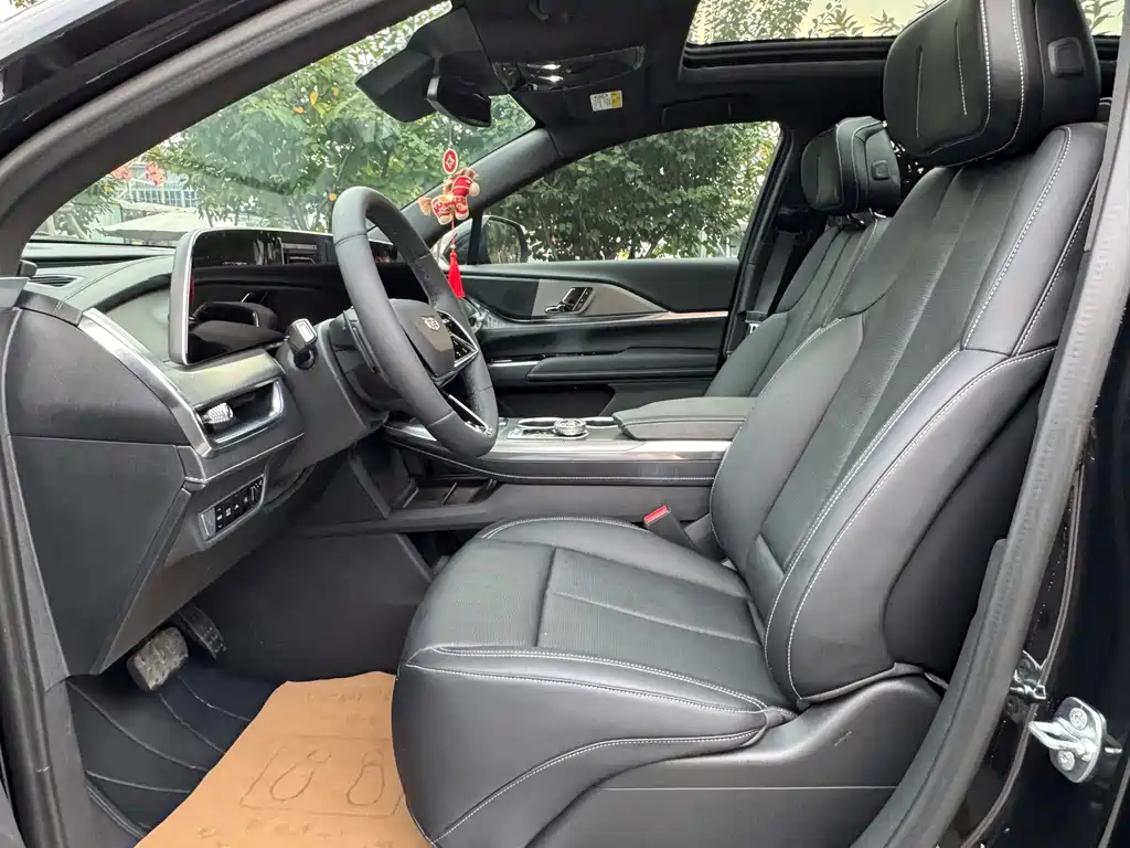 Cadillac XT5 — миниатюра 12