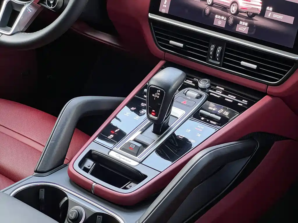 Porsche Cayenne — миниатюра 14