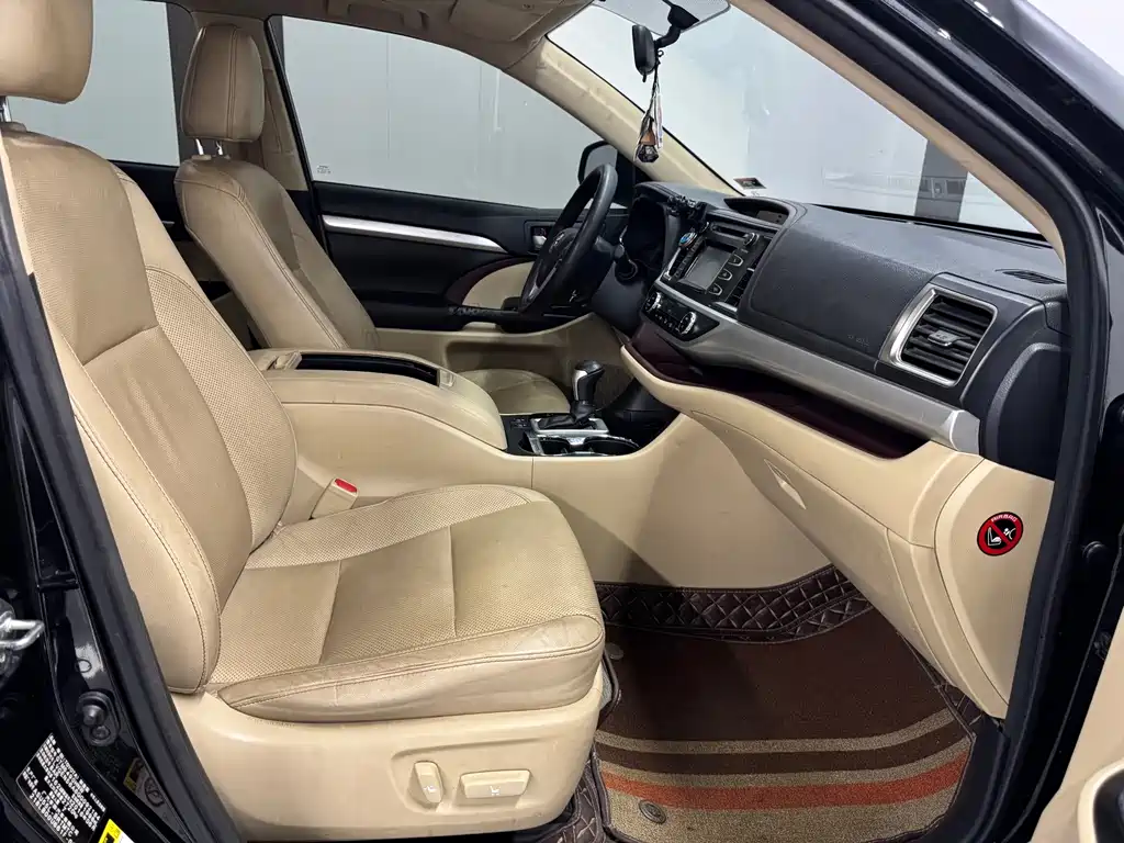 Toyota Highlander — миниатюра 12