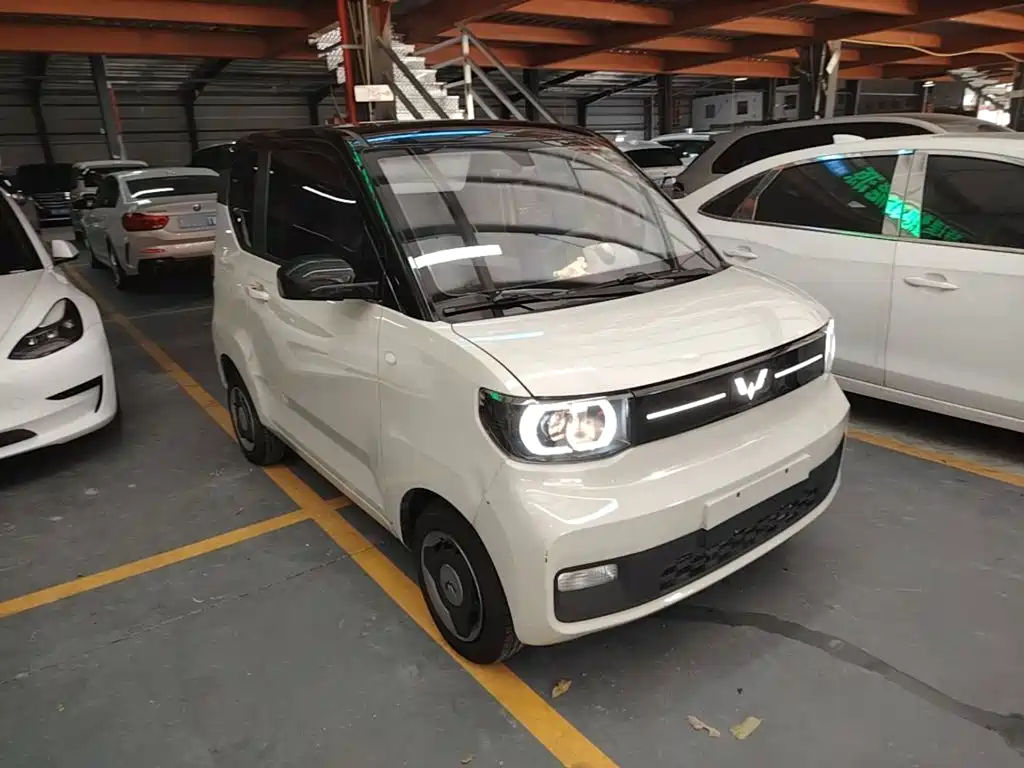 Wuling MINIEV — миниатюра 4