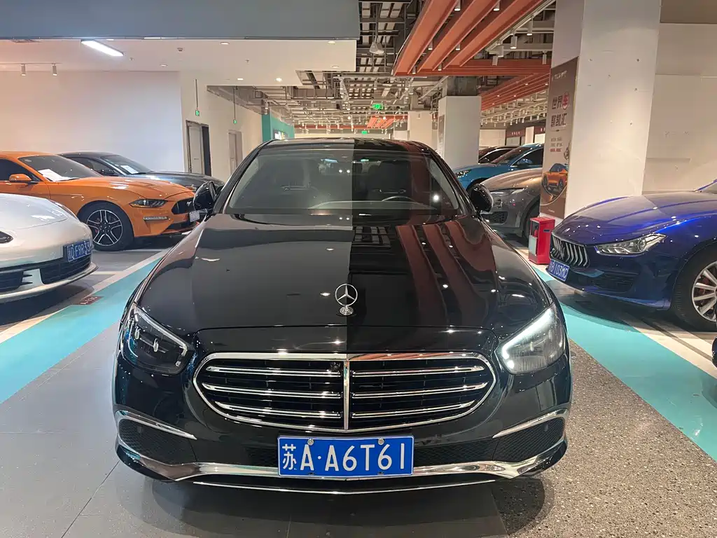 MERCEDES-BENZ E CLASS