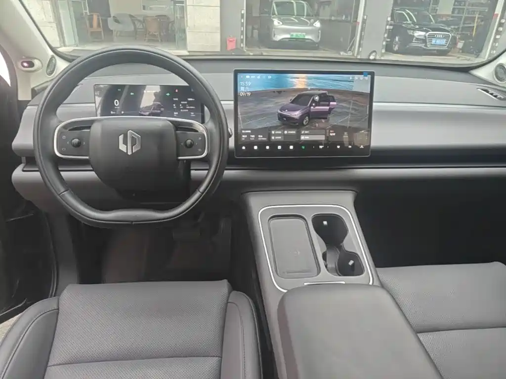 Leapmotor Leapmotor C10 — миниатюра 10