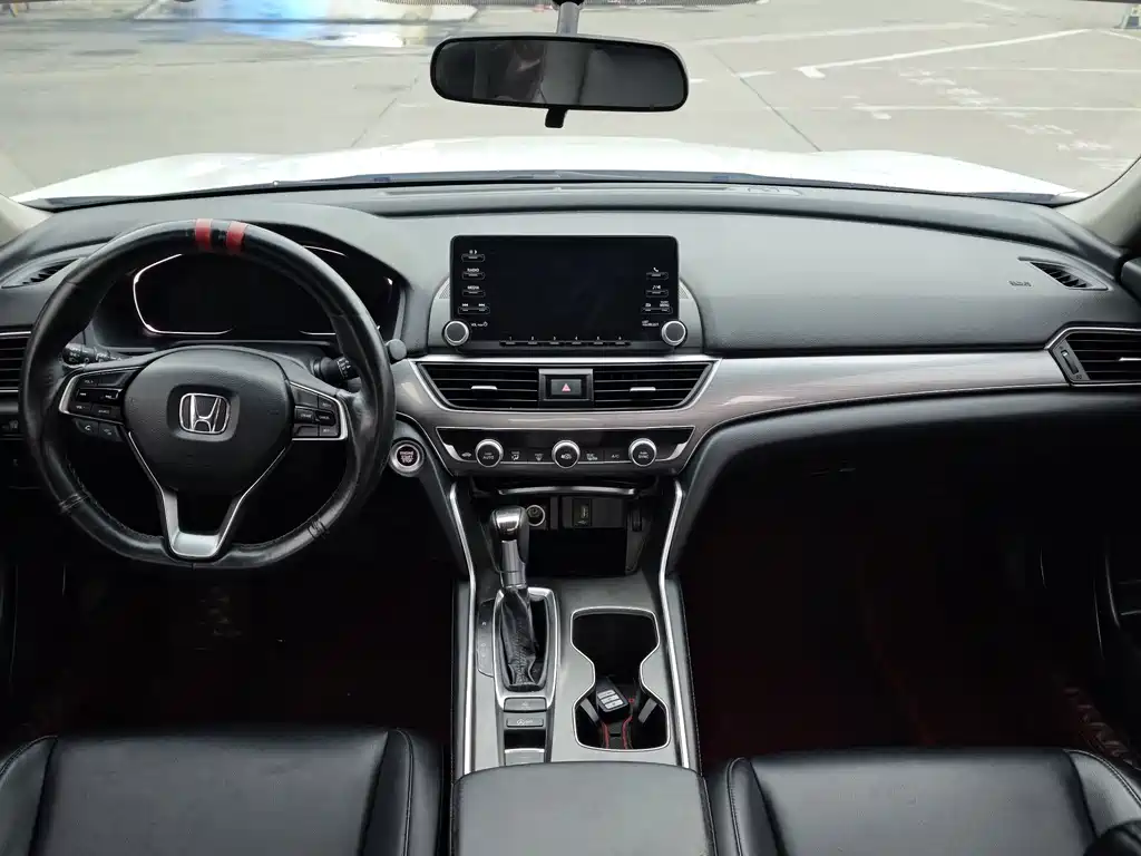 Honda Accord — миниатюра 11