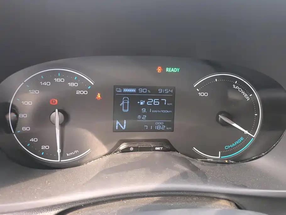Wuling Hongguang EV — миниатюра 14