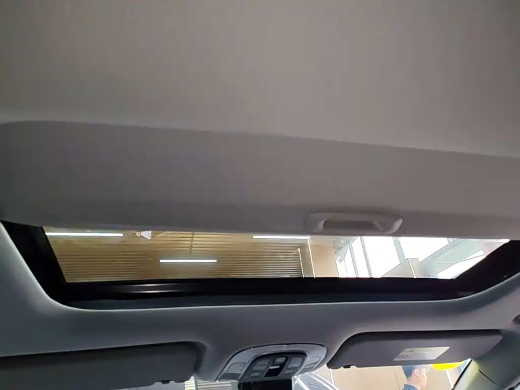 Hyundai Custo — миниатюра 18
