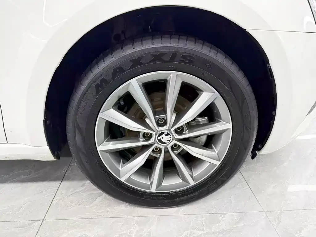 Skoda Octavia — миниатюра 22