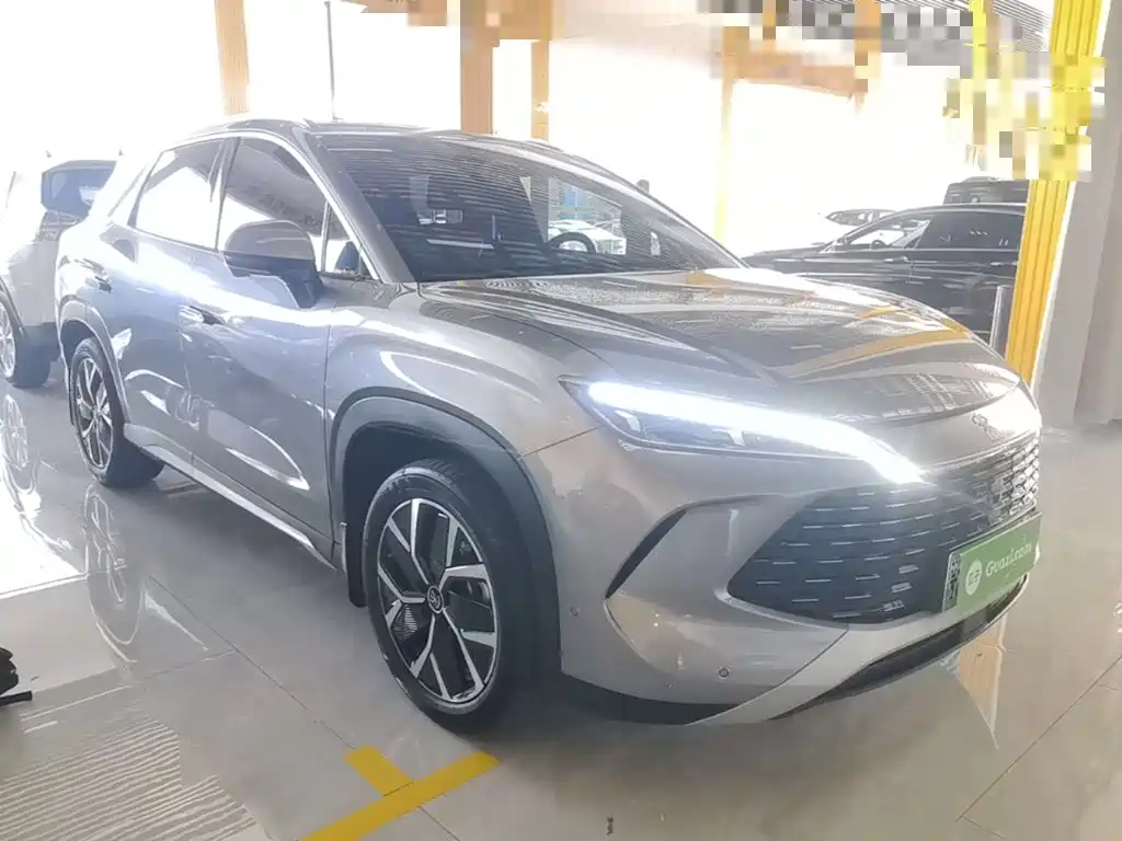 BYD L DM-i — миниатюра 4