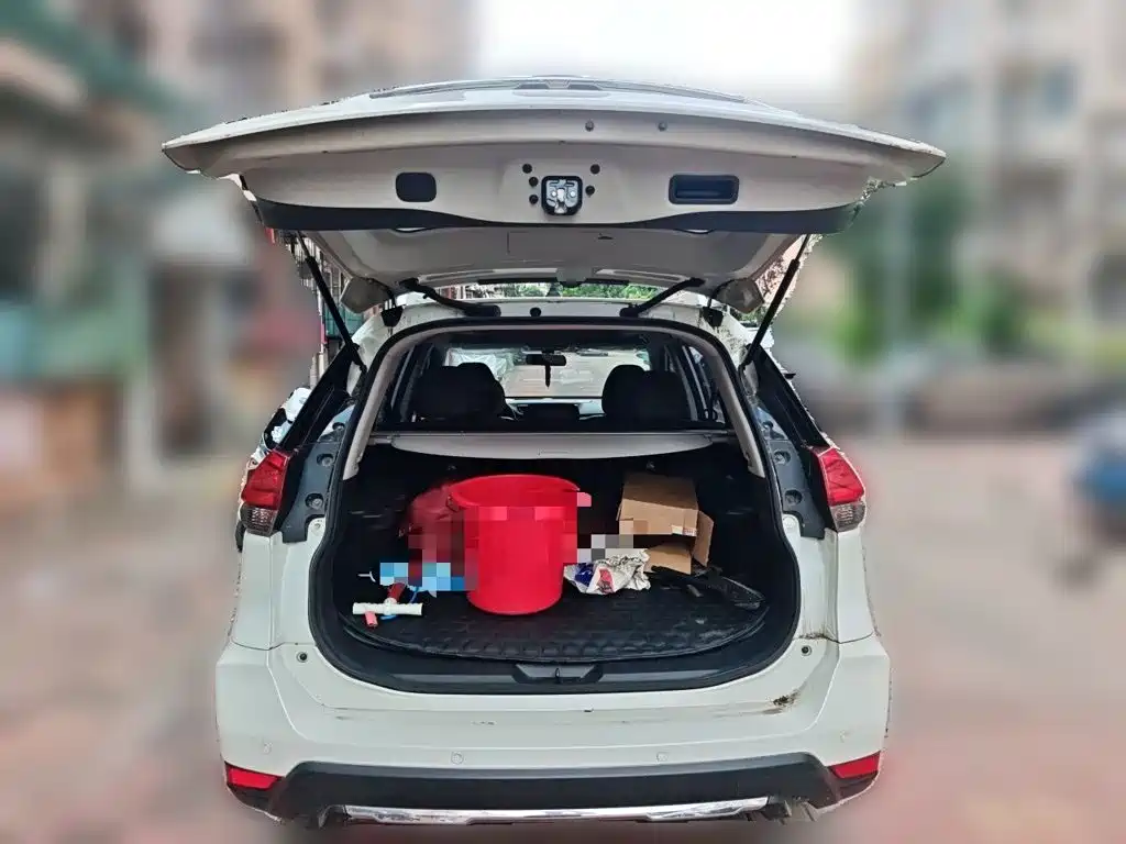 Nissan X-Trail — миниатюра 10