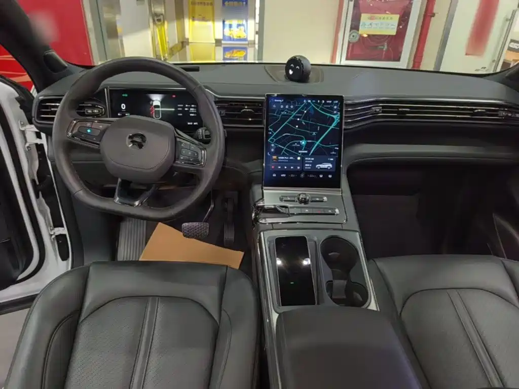 NIO ES6 — миниатюра 10