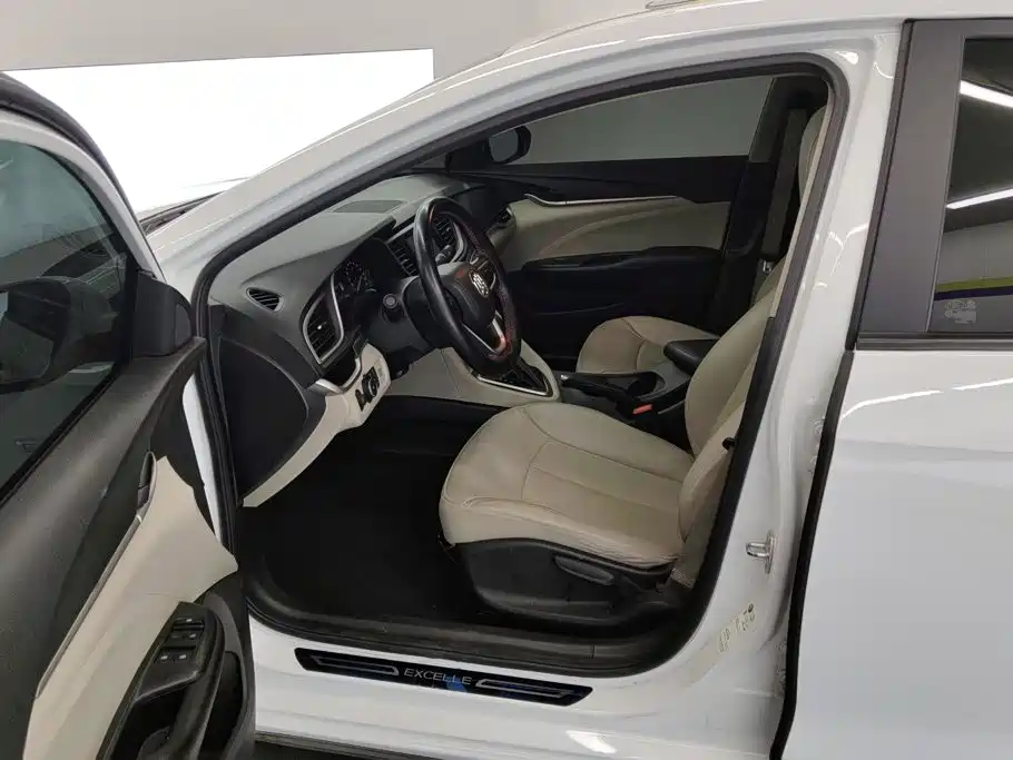 Buick Excelle — миниатюра 9