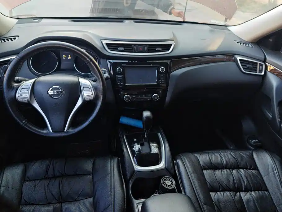 Nissan X-Trail — миниатюра 12