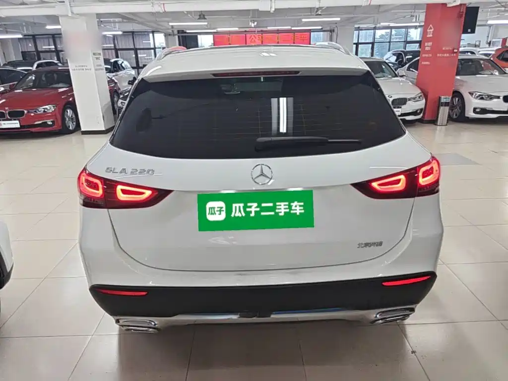 Mercedes-Benz GLA — миниатюра 6