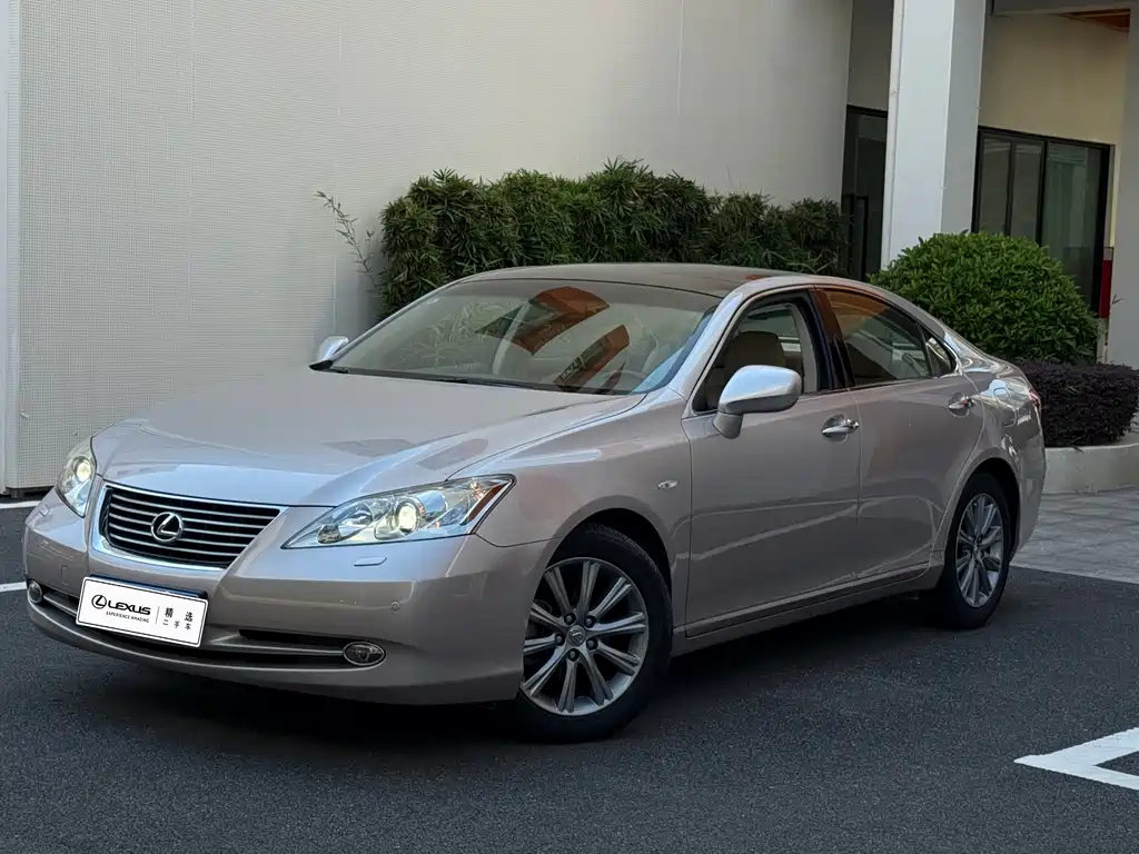 Lexus ES — миниатюра 3
