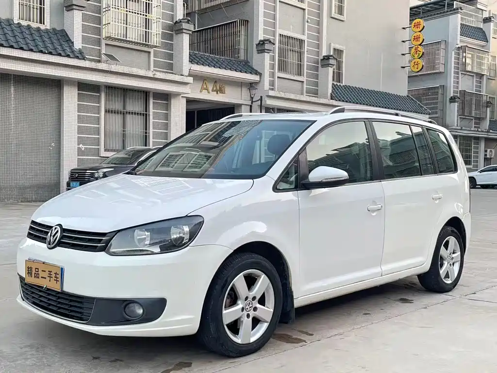 Volkswagen Touran 2013