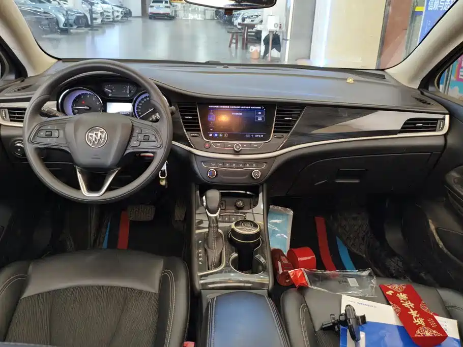 Buick Verano — миниатюра 12