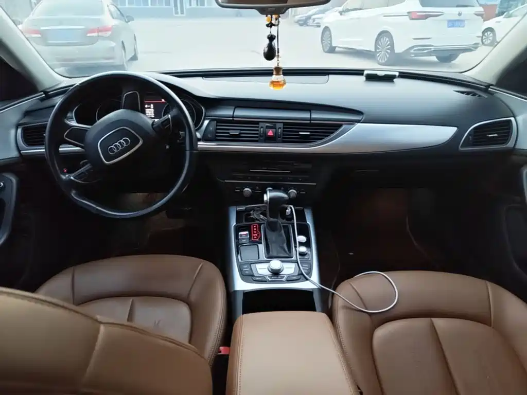 Audi A6L — миниатюра 10