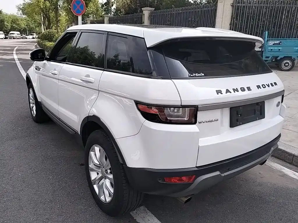 Land Rover Evoque — миниатюра 5