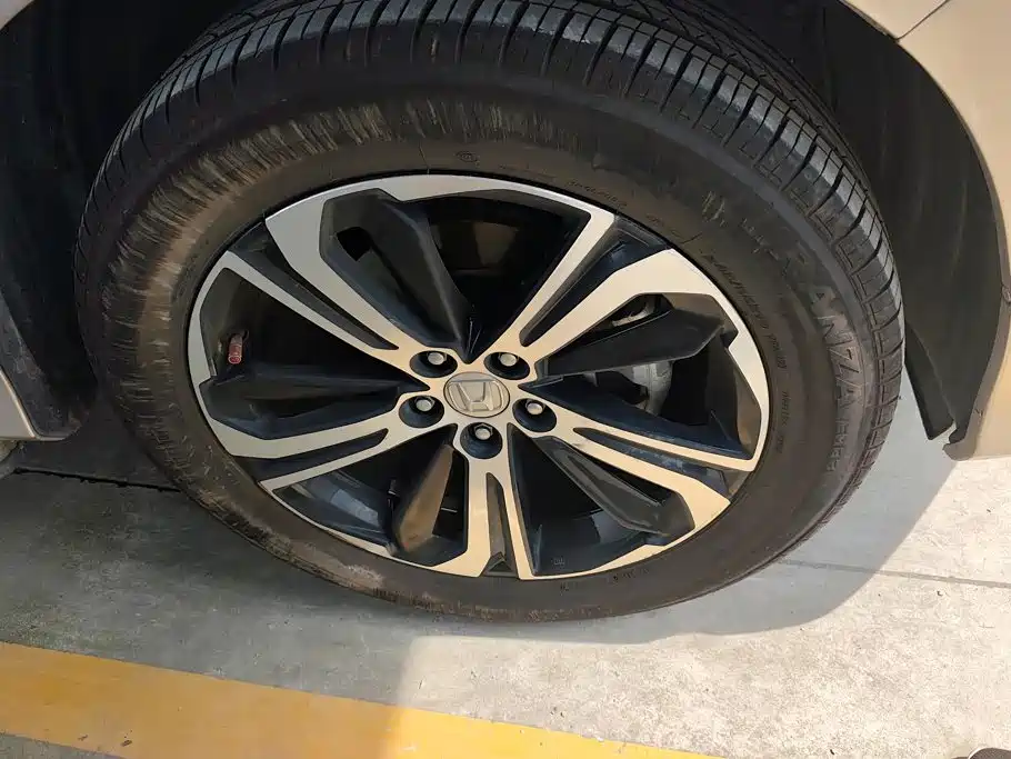 Honda UR-V — миниатюра 6