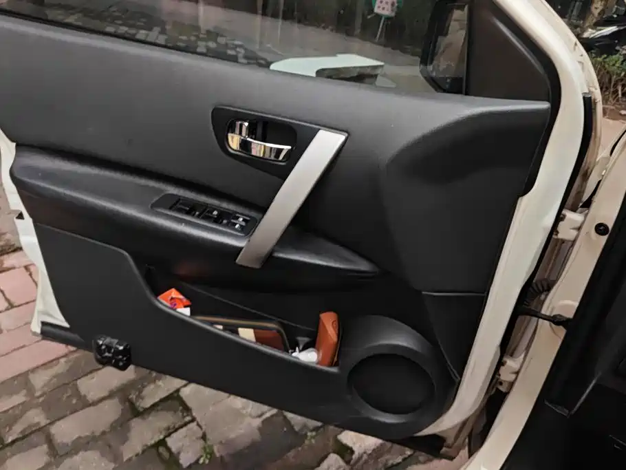 Nissan Qashqai — миниатюра 7