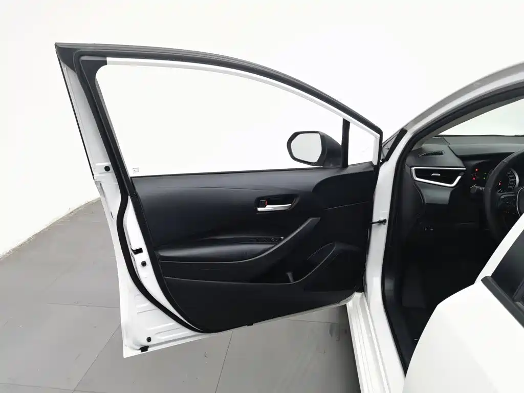Toyota Corolla — миниатюра 8