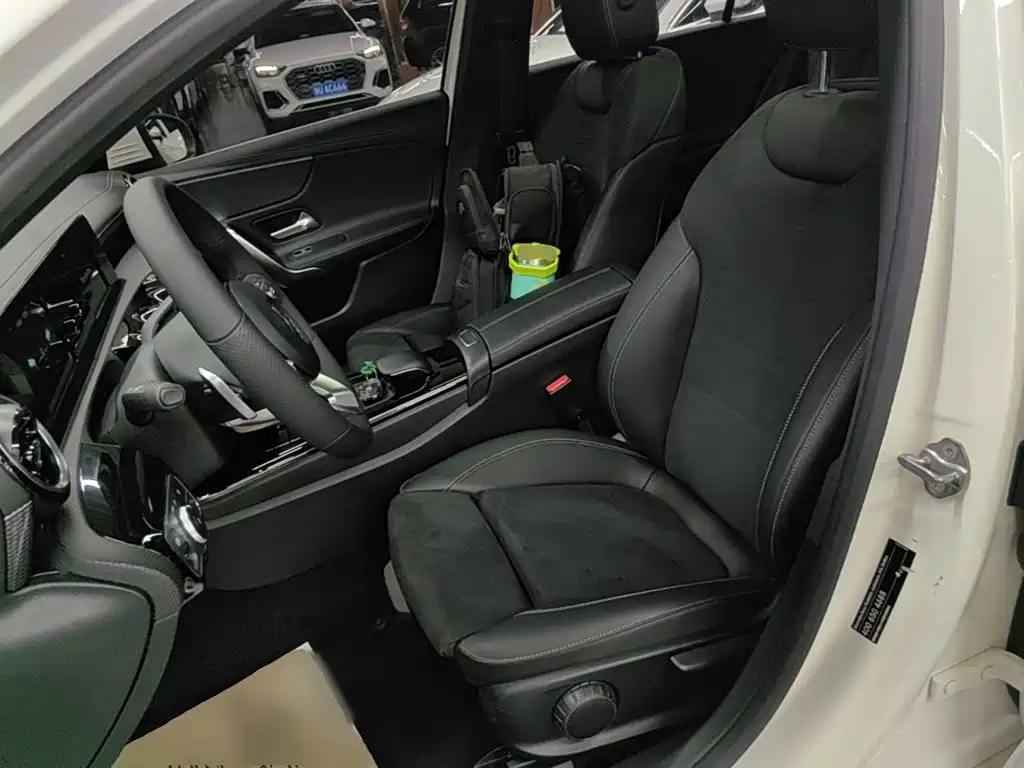 Mercedes-Benz A-Class — миниатюра 15