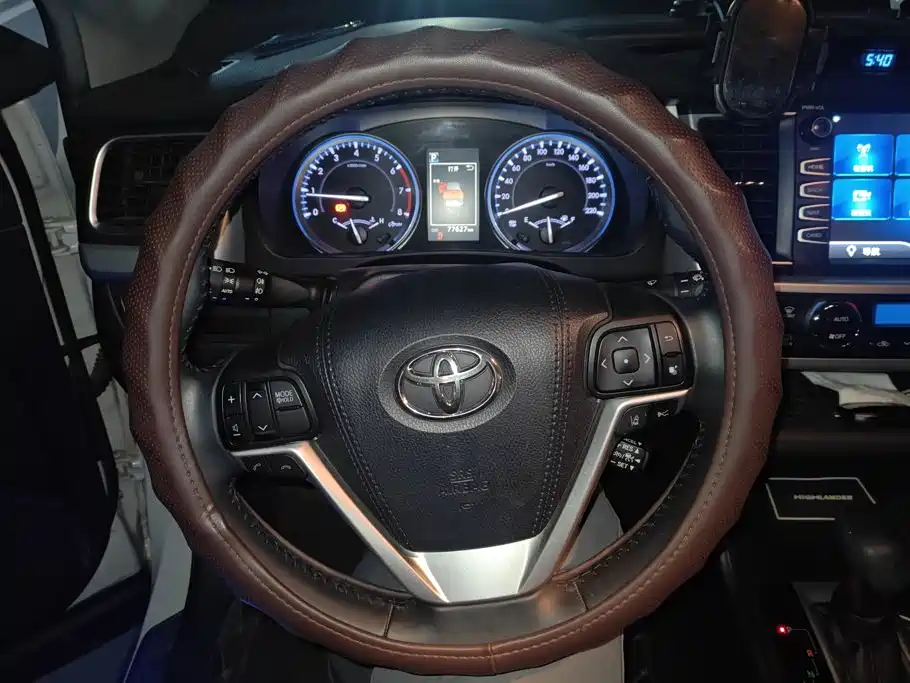 Toyota Highlander — миниатюра 15