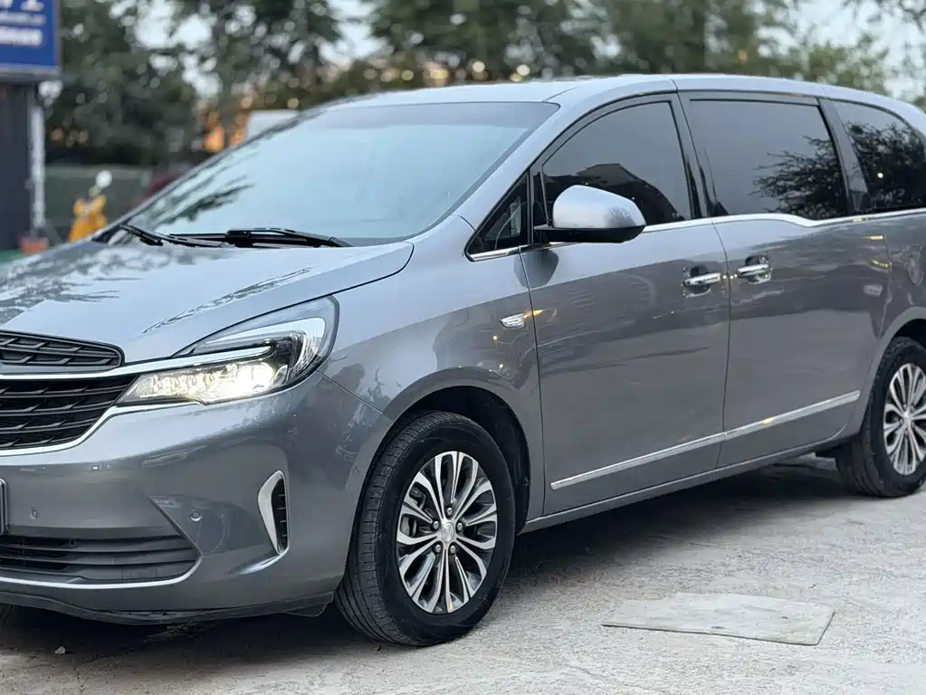 Buick GL8