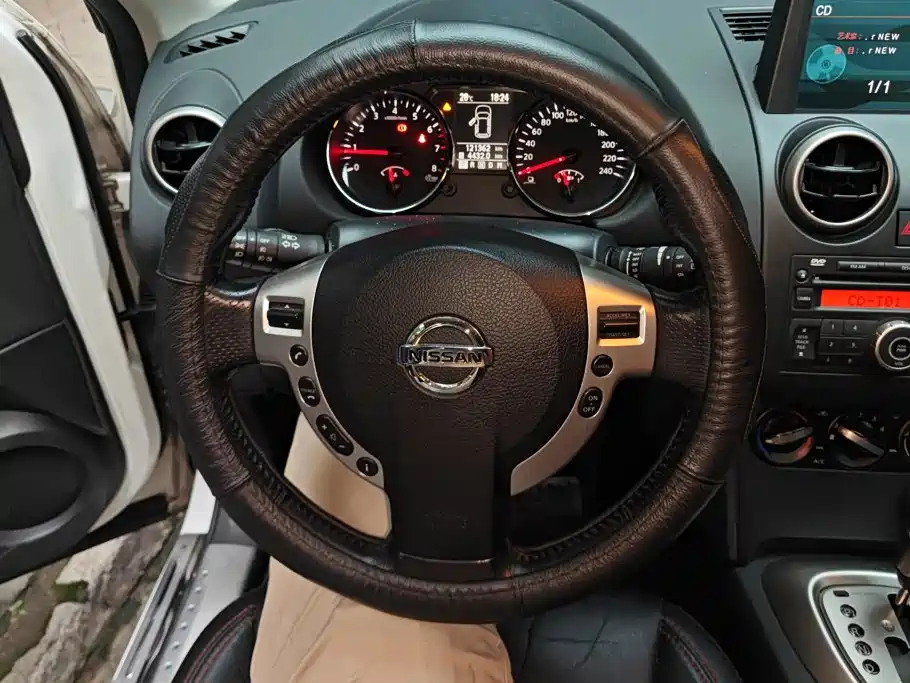 Nissan Qashqai — миниатюра 15