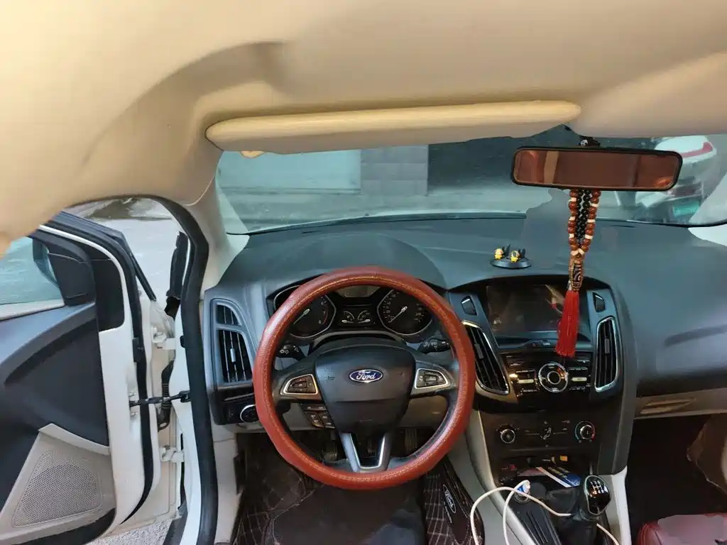 Ford Focus — миниатюра 6