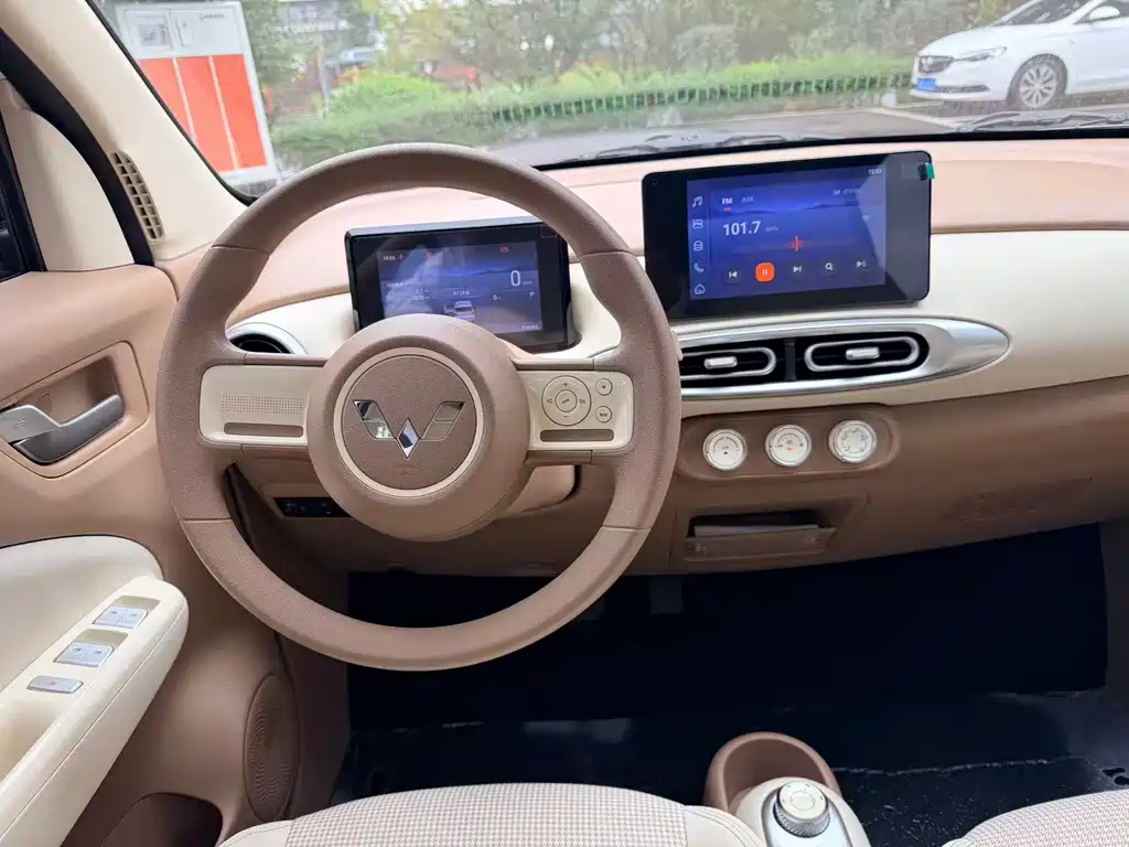 Wuling MINIEV — миниатюра 14