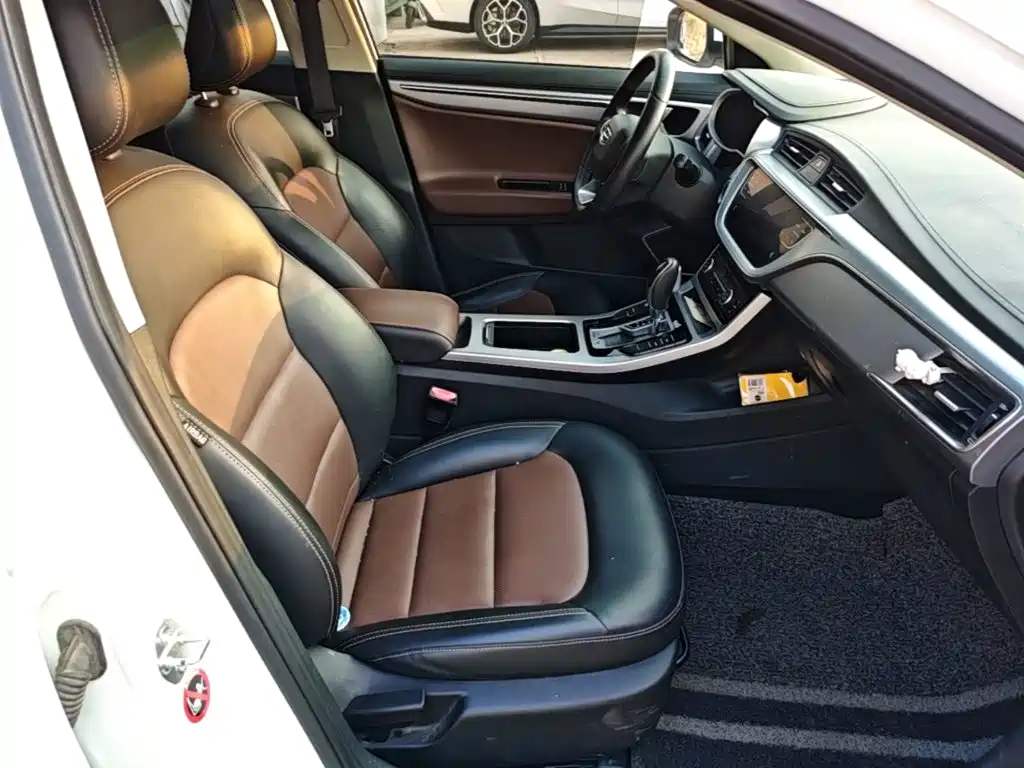 Geely Emgrand GL — миниатюра 25