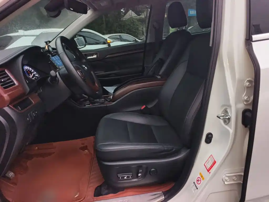 Toyota Highlander — миниатюра 20