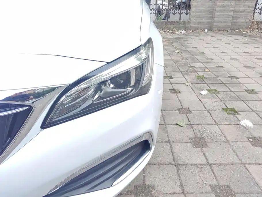 Buick Verano — миниатюра 5