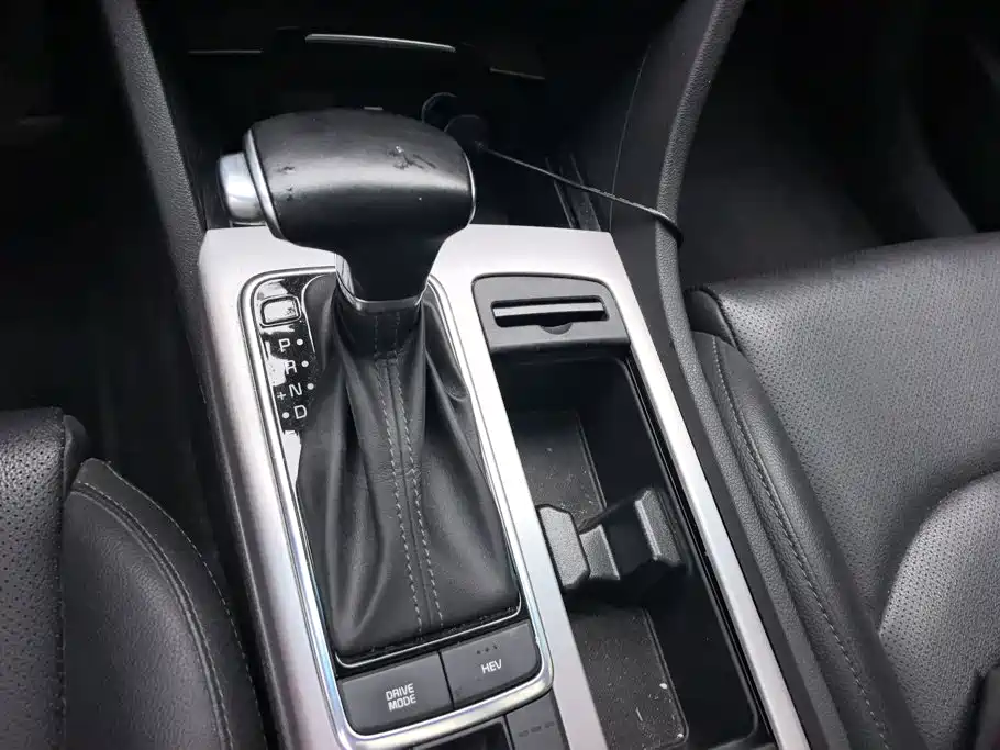 Kia K5 New Energy — миниатюра 16
