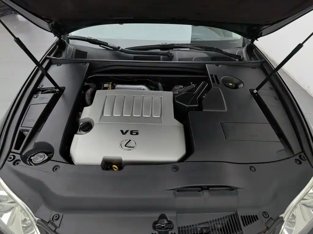 Lexus ES — миниатюра 6