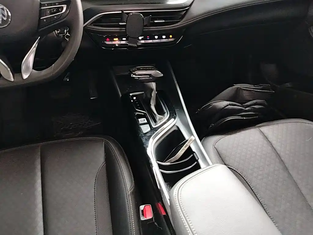 Buick Verano — миниатюра 14