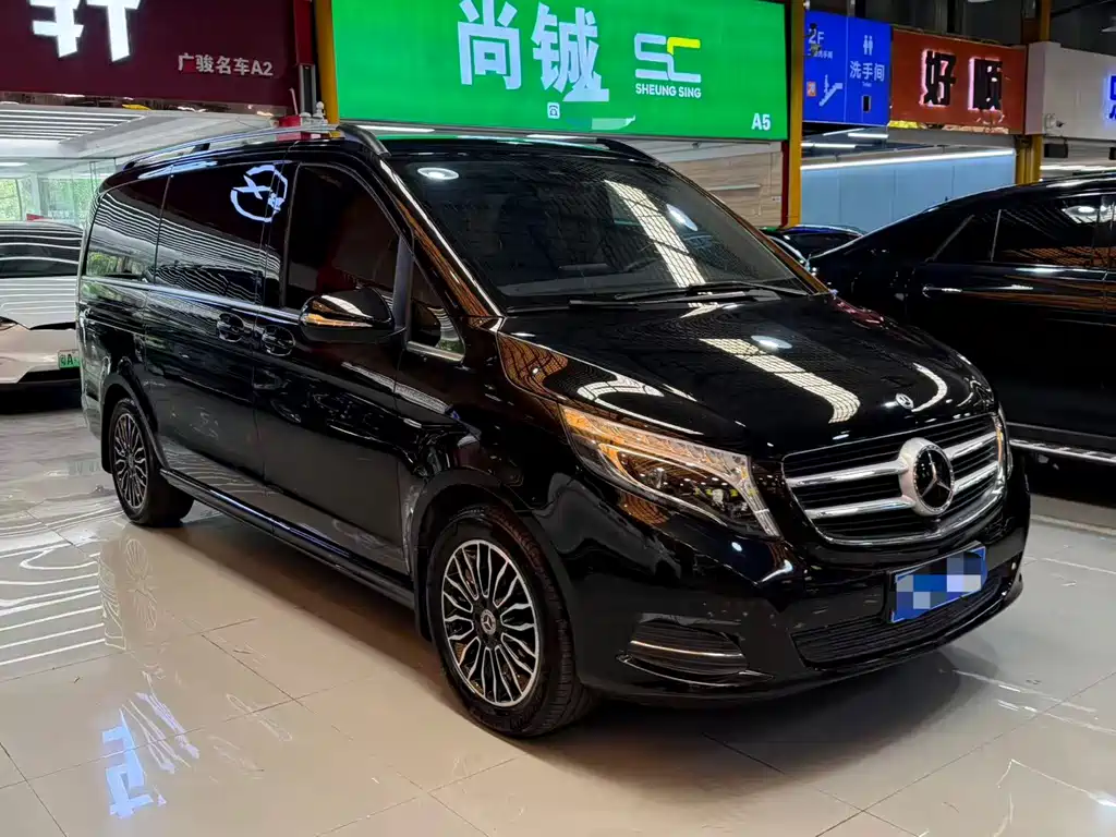 Mercedes-Benz V-Class — миниатюра 2
