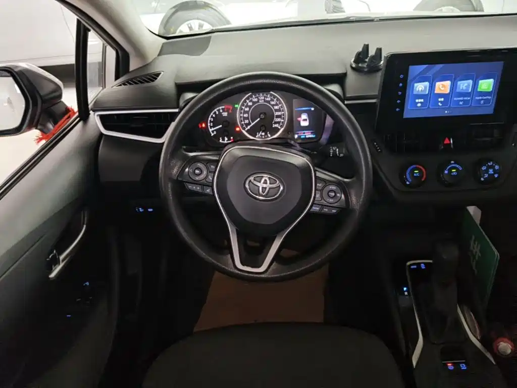 Toyota Corolla — миниатюра 11