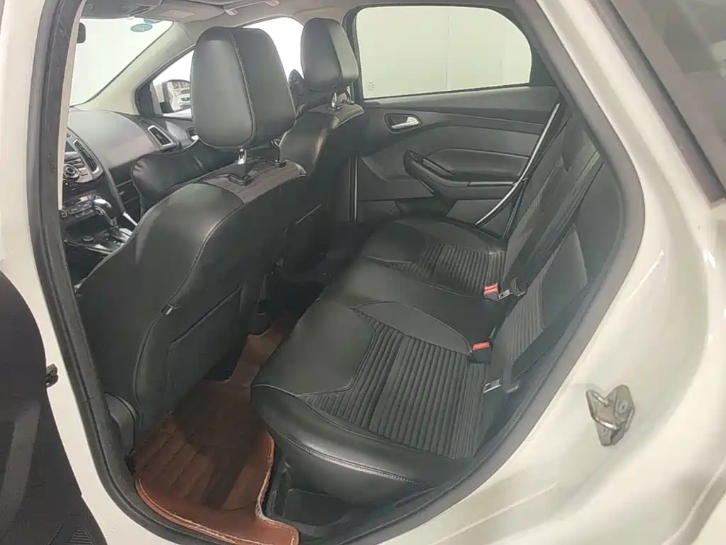 Ford Focus — миниатюра 17